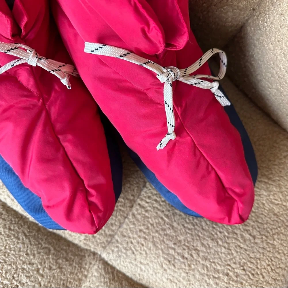 VTG Eastern Mountain Sports 70s Slippers
